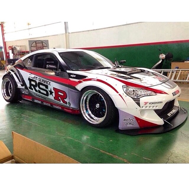 RS-R Thailand's new Toyota #GT86 #RocketBunny demo car! Approved? @trakyoto @rsrusa