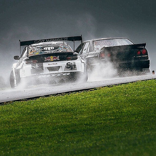 #BADBUL #RX8 chasing down @darrenkellydrift in his #R34 Congrats Darren on the win in the very tricky conditions at the 2014 NZDrift Nats #ZoomZoom #RotangKlan | pic props: @tirabytes