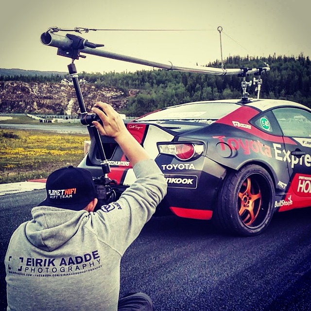 How to set up a rig shot! Behind the scenes of @aadde01 at work at Arctic Circle Raceway this summer. #joyofmachine