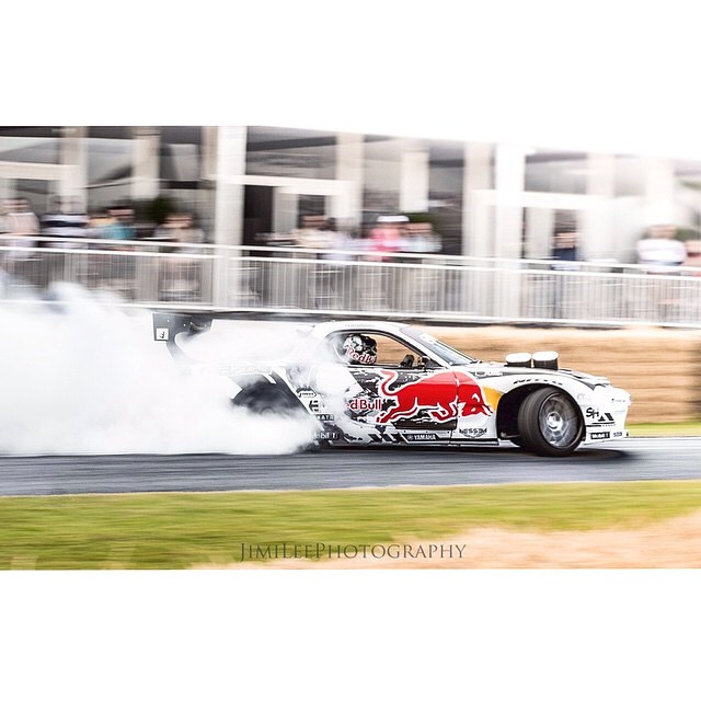 #MADBUL slaying up Lord March's driveway at @fosgoodwood #FestivalOfSpeed #FOS pic props @jimileephotography