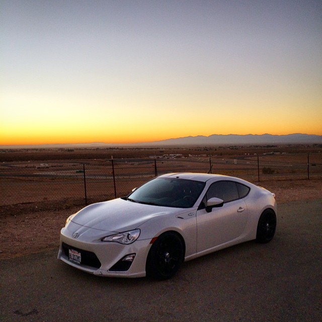 Mojave Desert sunrise at 6:54 AM this morning. Got my new @motegiracing MR120's and @hankookusaracing R-S3's on. #holdstumt #california