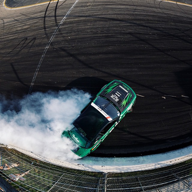 Ride the wall @forrestwang808 @hankookusaracing | Photo by @larry_chen_foto | #formulad #formuladrift
