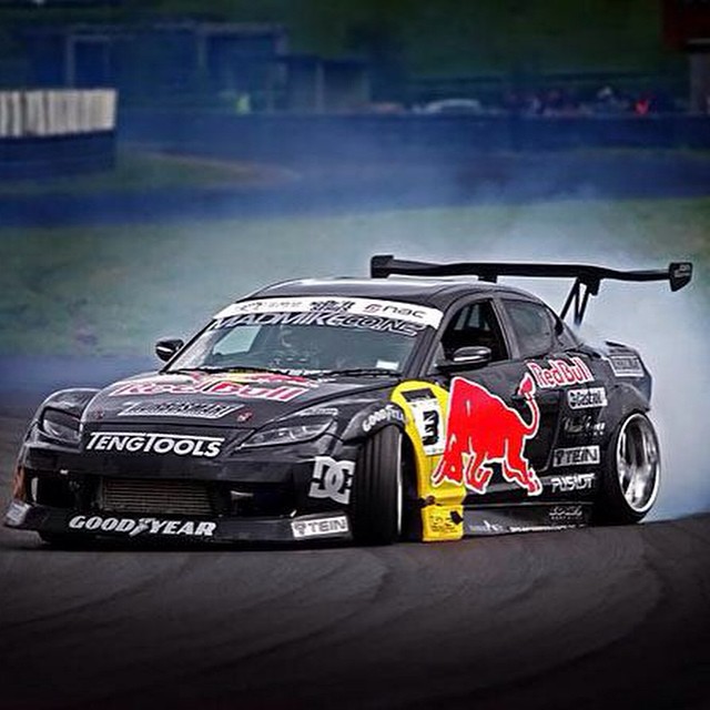 #TBT Dragging skirts to the win of the 2009 NZDrift Championship in the debut season for our #BADBUL #20b #RX8 #guardrub #aintcare #kiwistyles pic props : LAC