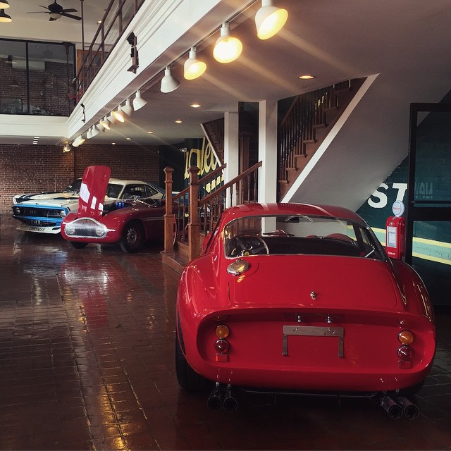 Just got to @redlineresto for a new episode of #GarageTours on @networka. This showroom has the craziest collection of cars I have ever seen... A Ferrari 250GTO, peppered in with a bad ass Cuda and a Stanguellini. And this is just what fits in this photo. More to come!