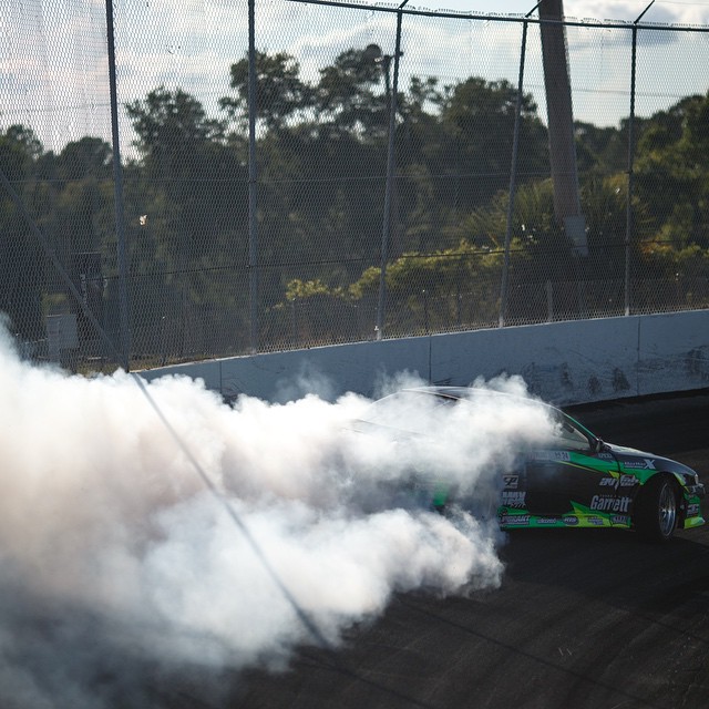 Into the bank @davebriggs24 | Photo by @larry_chen_foto #formulad #formuladrift