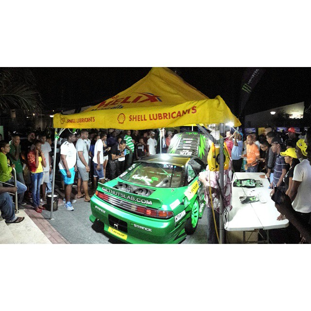 Last night Got Nuts at the car show! There was a lot of ppl, thanks everyone for coming out! #baribaripabou #getnuts #getnutslab #forrestwang #curacao #driftcuracao