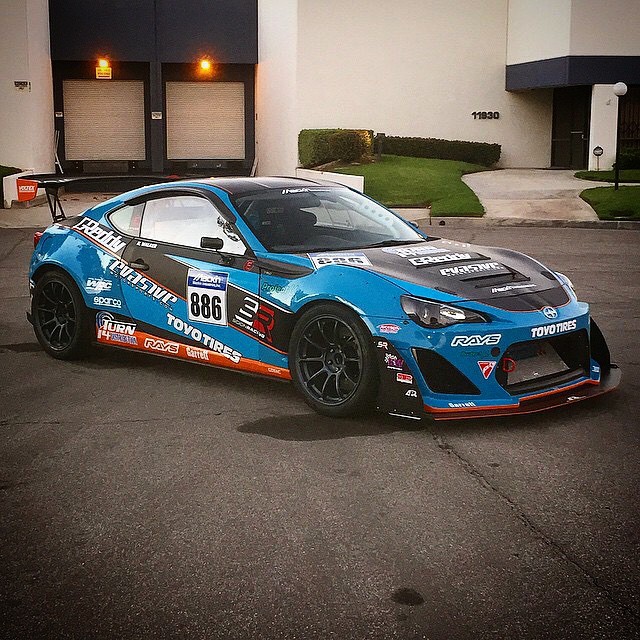 Looks like the GReddy-Turbochared #Scionracing x #MackinIndustries FR-S is just about ready to leave @evasivemotorsports for a week of practice, qualifying and the big race. Good luck! Next stop #PikesPeak...