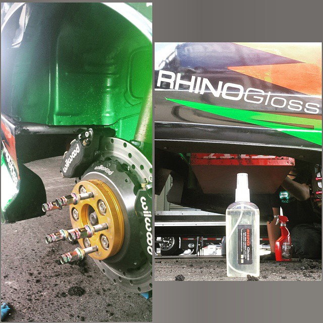 Rhino Gloss by @rhinoproductsusa keeps tire build up off the fender walls. It also protects the vinyl from sun fading with its UVB UVA protection. Easy on, dirt and debris come easy off! #getnuts #getnutslab #forrestwang #rhinogloss #rhinoproductsusa #rhinorenew #polymer #detailer #notwax #shine #mirrorshine #protect