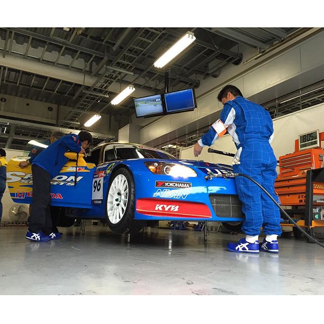 #TBT to earlier this month. The final check up before the race. #SpoonSports #FujiSpeedway #dai9