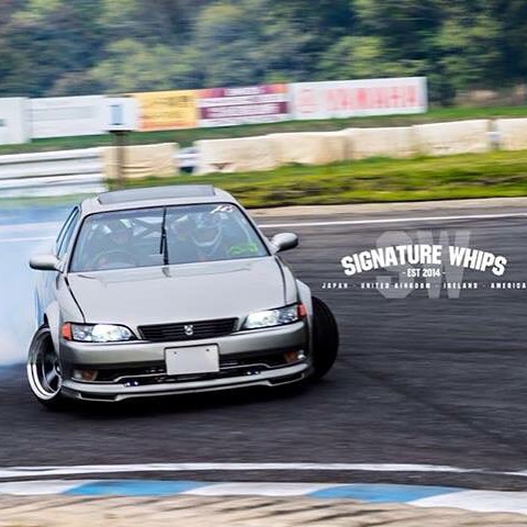 Follow Signature Whips on Facebook. Photo @zvong