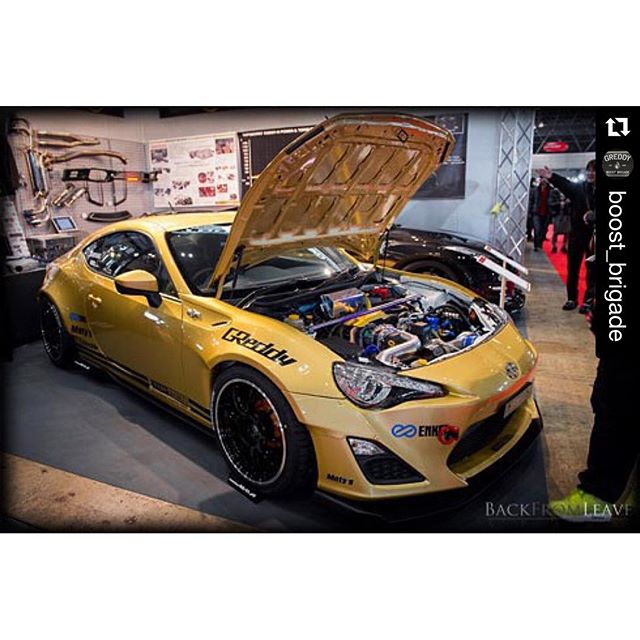 follow @BOOST_BRIGADE ・・・ Get ready the "Gold Pack" is on its way... see #ShopGreddy.com on Nov. 26th, to pick up items from our limited edition winter 2015 collection...  by @backfromleave
