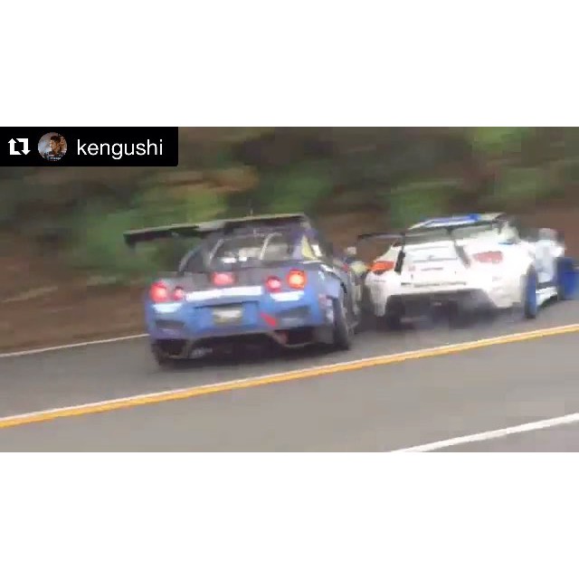 The BOOST_BRIGADE Team of @KenGushi and in the wet on the Hakone Hill Climb #TOYOtires-@TRUST.GReddy turbocharged 86 and R35 GT-R. Follow the link in our profile for more >>> @greddyracing