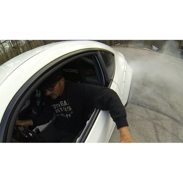 Before the winter kicked in I did some selfie donuts in the D-way. I hope it's an early spring. @thehoonigans
