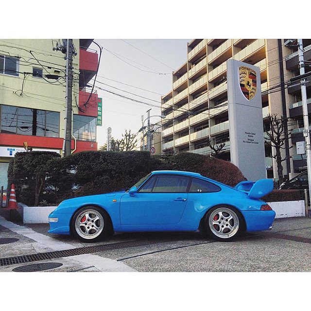 @directorlukeh ・・・  Seen a nice 993 RS today while we were out shooting a project in Setagaya... @porsche