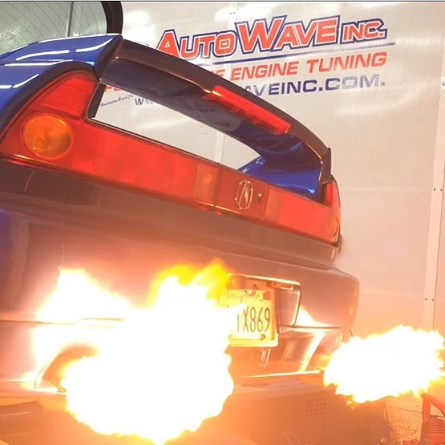 Can't wait to rip it up at Willow Springs tomorrow in the fire breathing NSX. : @autowave_performance_tuning