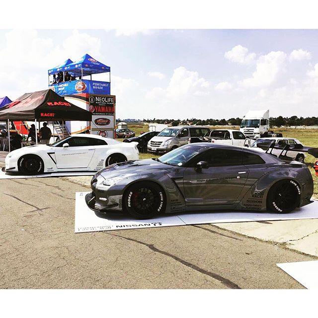 Twin LB WORKS GTR in South Africa (Drag racing event) !! Did good promotion!! Special thanks to @race1_ (LibertyWalk official distributor) @libertywalkkato