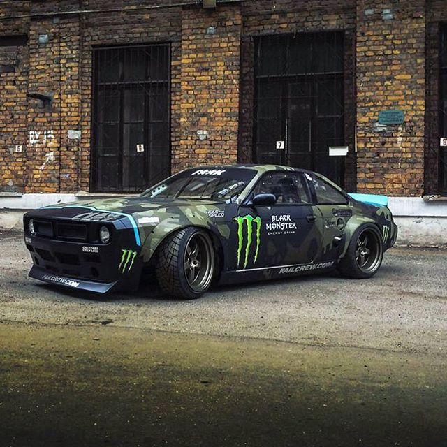 Here is my friend @tvardovskymax with his brand new @rocketbunnyusa @failcrew s14 designed by @ciay. What do you all think? Max will be competing in the pro Russian Drift Series.
