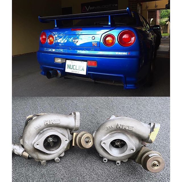 A set of twins for a R34 Skyline makes out for a perfect combination!