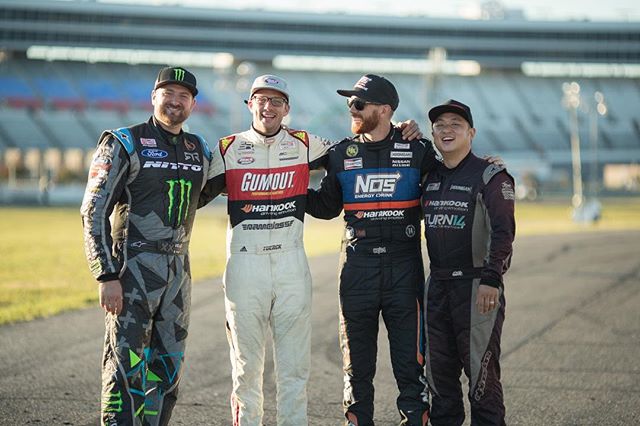 One of my favorite photos from the 2016 season. Having a laugh with my bros before we hop in the cars for Top16 intros. Drifting professionally is very serious and takes a lot of mental focus and causes a lot of stress but you also need to be able to have fun in the process... or else is it really worth it? : @larry_chen_foto
