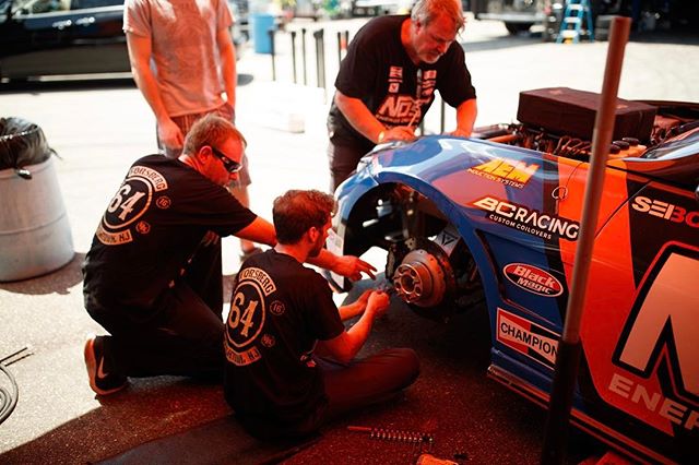 The crew prepping the 370Z for practice today and checking the @voodoo13usa front angle kit. It is amazing and gives me all of the angle and control that I need.