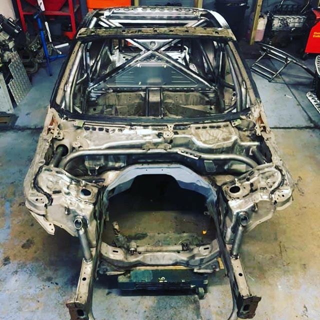 Well that’s it, fab work complete @sr_autobodies has worked his magic. I would like to say a MASSIVE thank you to Steve for all the hard work. Pictures just don’t do it justice it’s now off to the blasters and then a coat of primer. 




@obpmotorsport  @goodridgeltd  @aet_turbos  @aetmotorsport  @turbosmarthq @xtremeclutch @paint_tec_refinishing @sparco_official  @gsmperformance  @_wisefab_  @yellowspeedracing  @epracing_ltd  @apwengineering @pipercrossairfilters @sfs_performance_hoses @ebcbrakesofficial  @fiveoracing  @fiveomotorsport