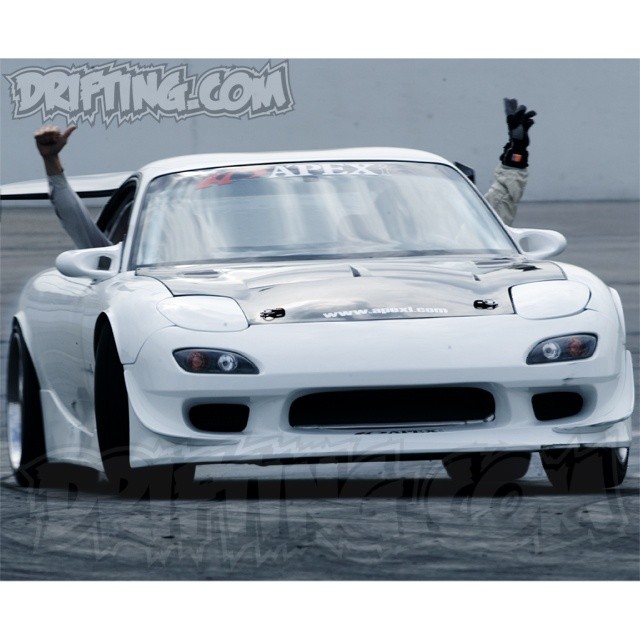 @DRIFTINGCOM Photo by Squish - A’PEXi RX7 Test Day @ Irwindale
Speedway - July 30, 2003