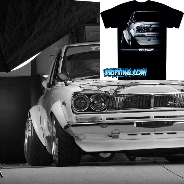 "Old School Fatty" SILK-SCREEN PRINT / PHOTO-SHOOT / DESIGN By @DRIFTING.COM -

CAR BUILD BY @ROYSHAKOSUKA