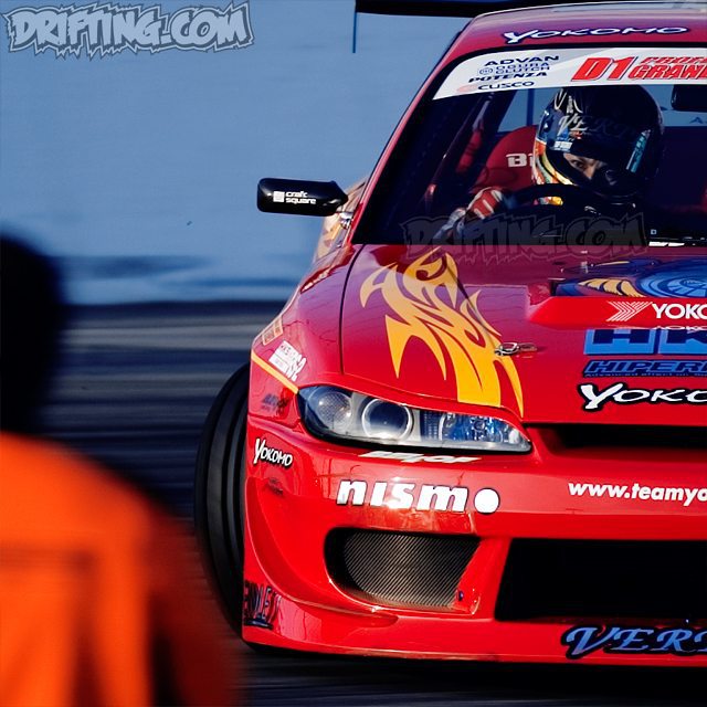 Nobuteru Taniguchi 2004 D1GP Irwindale Photo by alex
(2003-2005
Pro-Drifting in the U.S.A.)