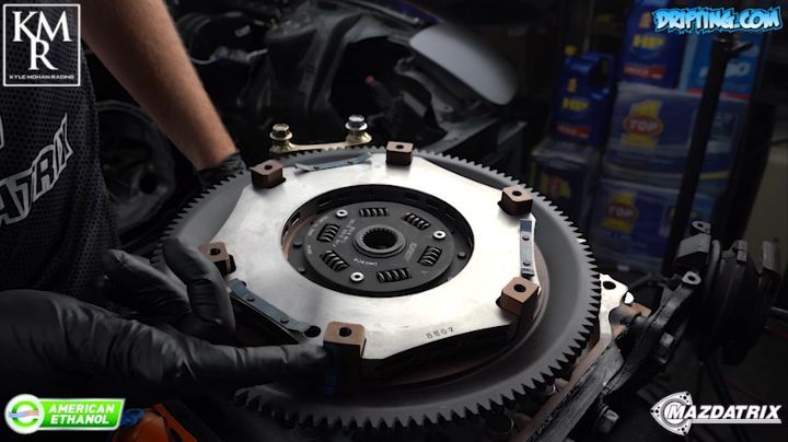 Clutch and Flywheel, FD3S RX7 Engine Install (Part 2)- Rotary Tech Tips by Kyle Mohan @kylemohanracing / Video by @DRIFTINGCOM