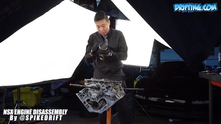 NSX Engine Disassembly / Teardown by @spikedrift / Video by @driftingcom (Removing the Pistons/Rods from the Block)