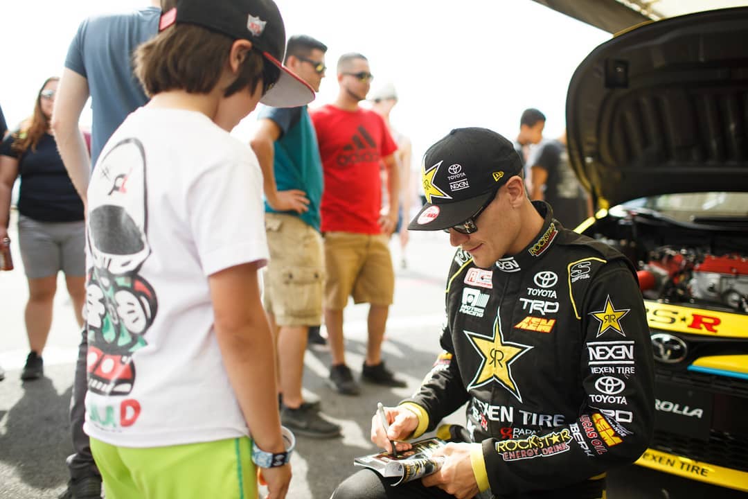 The fans are our gifts! TAG someone you'd want to take to a round next season.

@fredricaasbo | @nexentireusa 
Watch Highlights from our 2018 Season: YouTube.com/FormulaDrift
