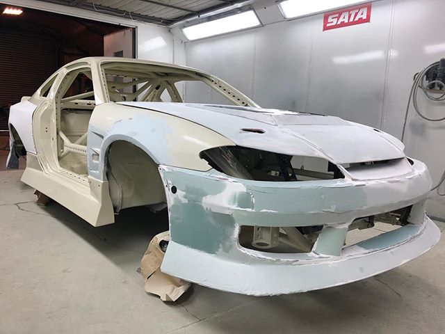 Front bumper, wings and bonnet all mounted up ready for the real work to start. @autocorrectbodyrepair you have your work cut out  ️
️
️
️
️
️
️
️
️
️