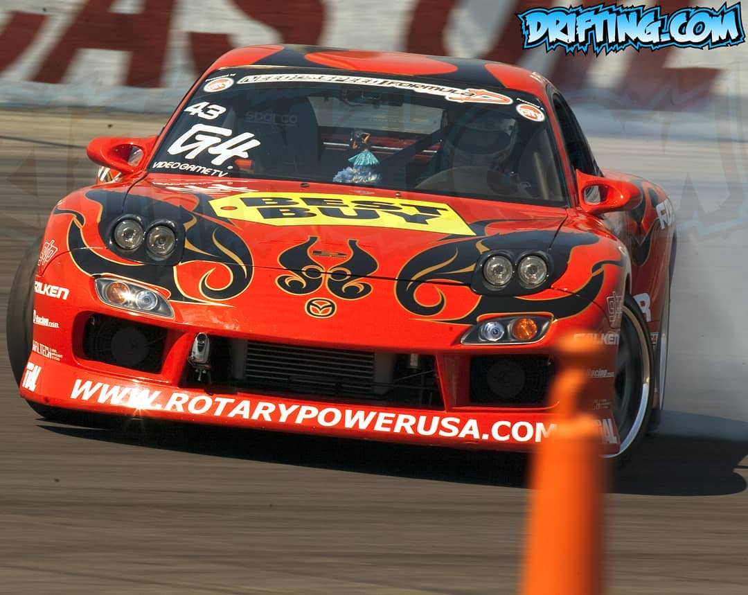 2005 Formula Drift Irwindale, - Ross Petty with the RX7 FD3s - Photo by Alex