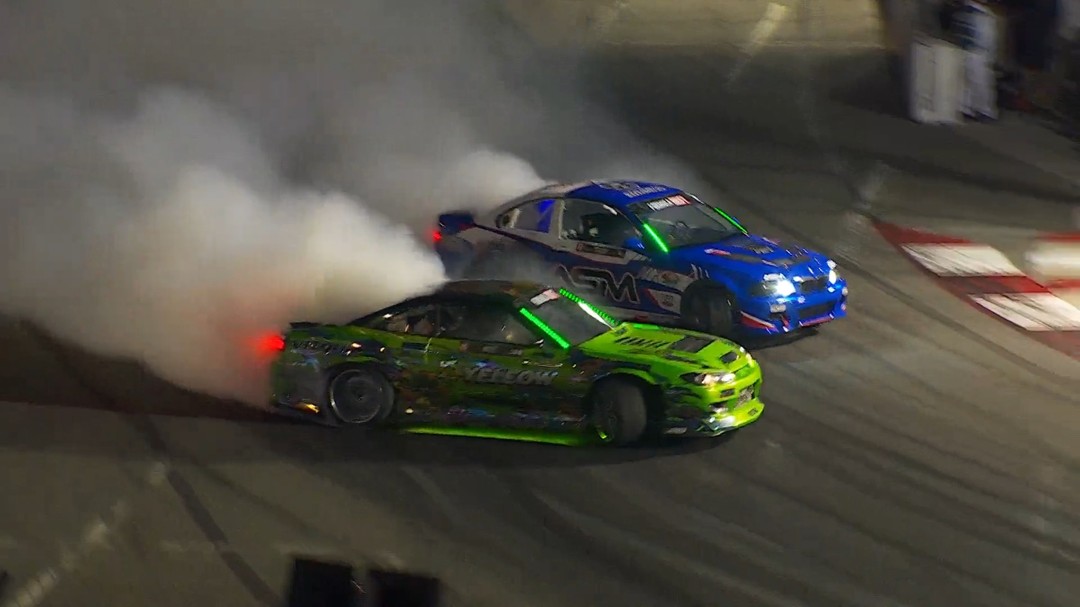 Final 4 matchup between @ForrestWang808 & @Robert_Thorne8 at Super DRIFT