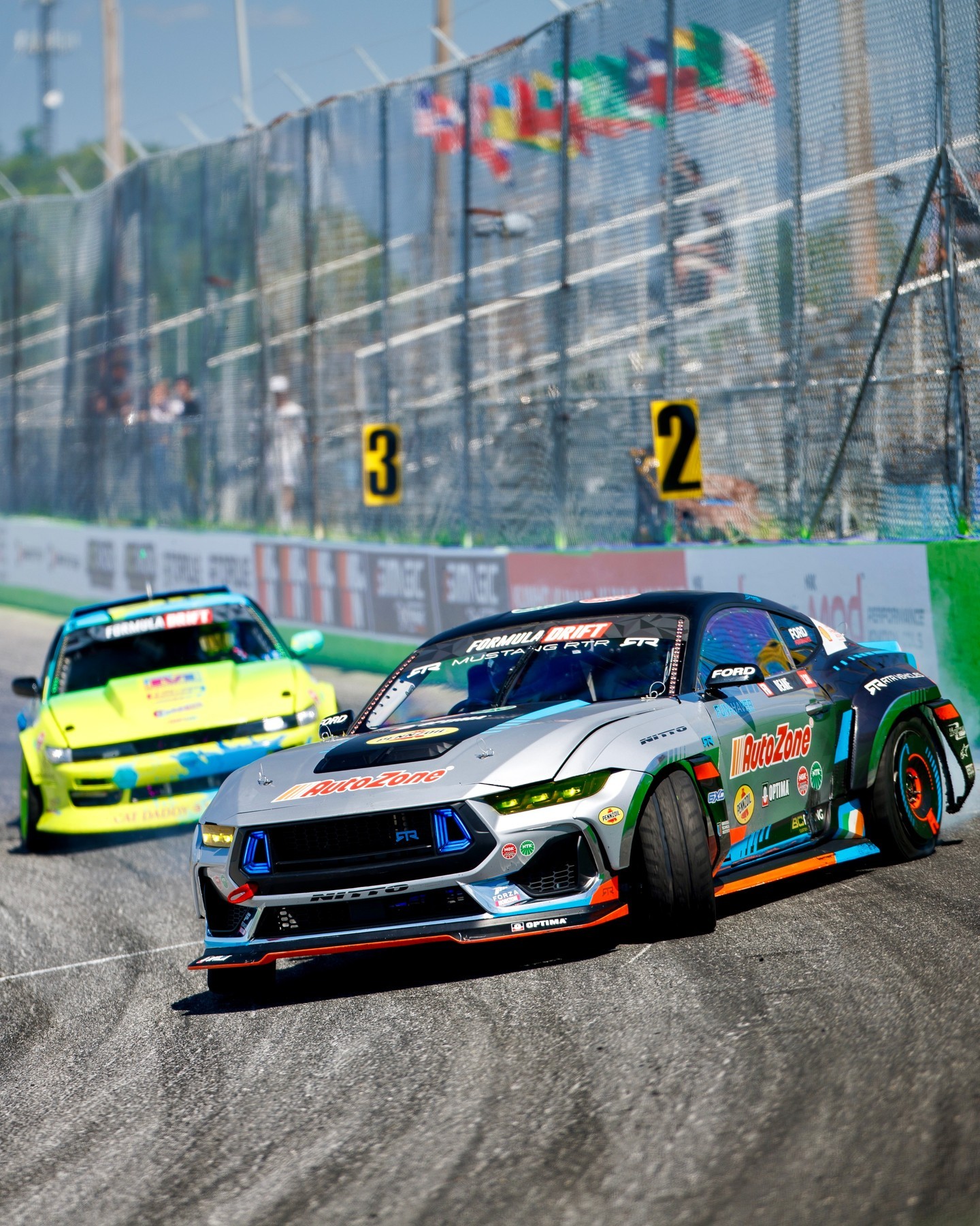 32 drivers left, one epic Orlando stage. More RD3 action is less than 2 hours away!