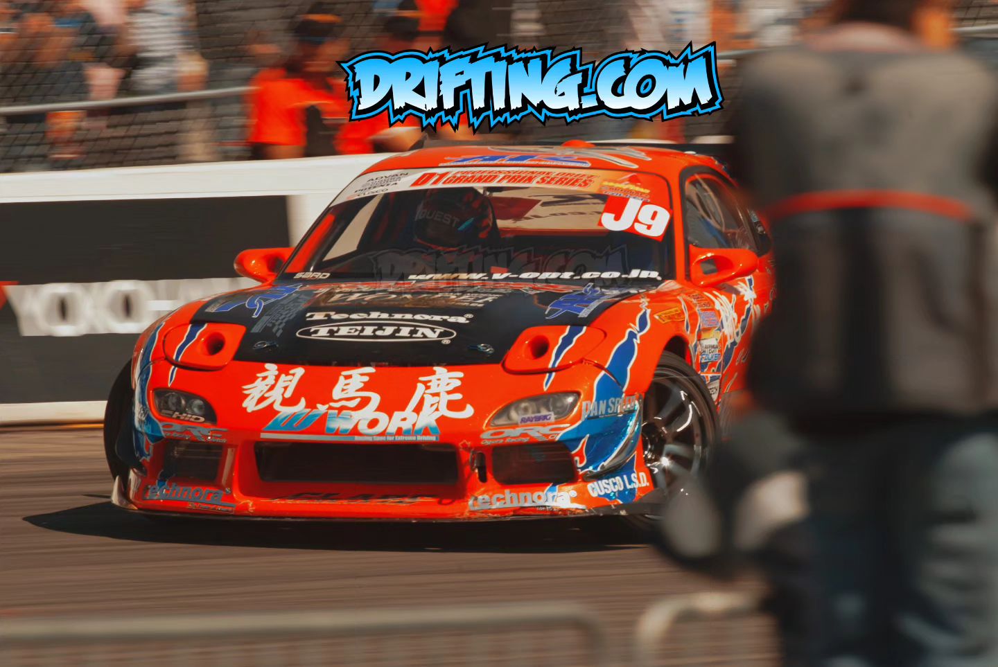 2004 D1GP at Irwindale Speedway - Photo by Alex