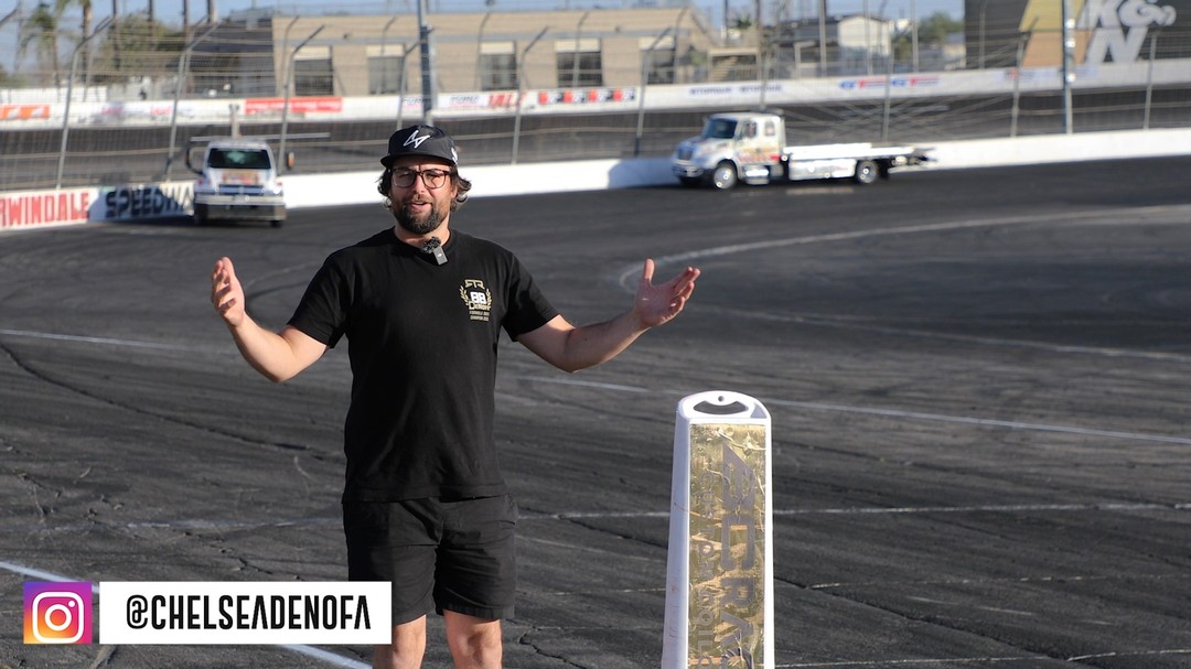 Feels like 2023 again 🥹 @ChelseaDeNofa gives you the low-down on Inner Clip 1 at Irwindale Speedway!

This is your RD 8 @BCRacingNA Clip Tip.