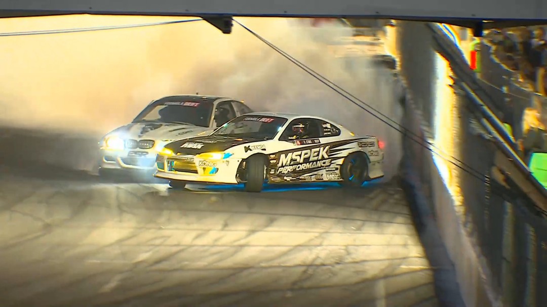 @Stuke.Racing vs @Trenton_Beechum under the lights here in the Long Beach Super Drift Challenge