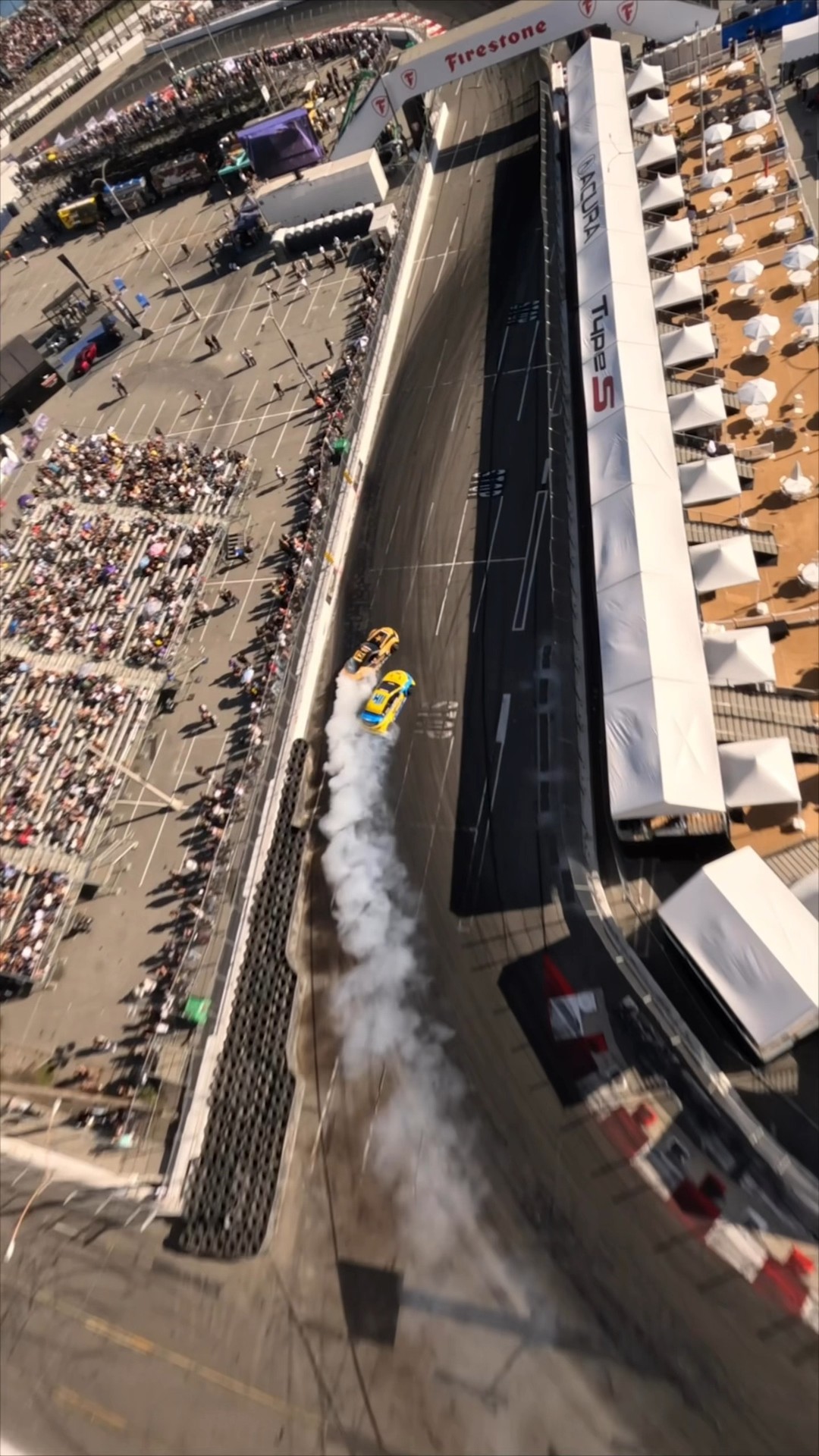 A battle like this deserves a bird’s-eye view.

@FredricAasbo vs @RyanTuerck
Presented by @USAF_Recruiting
 @JustinSmash